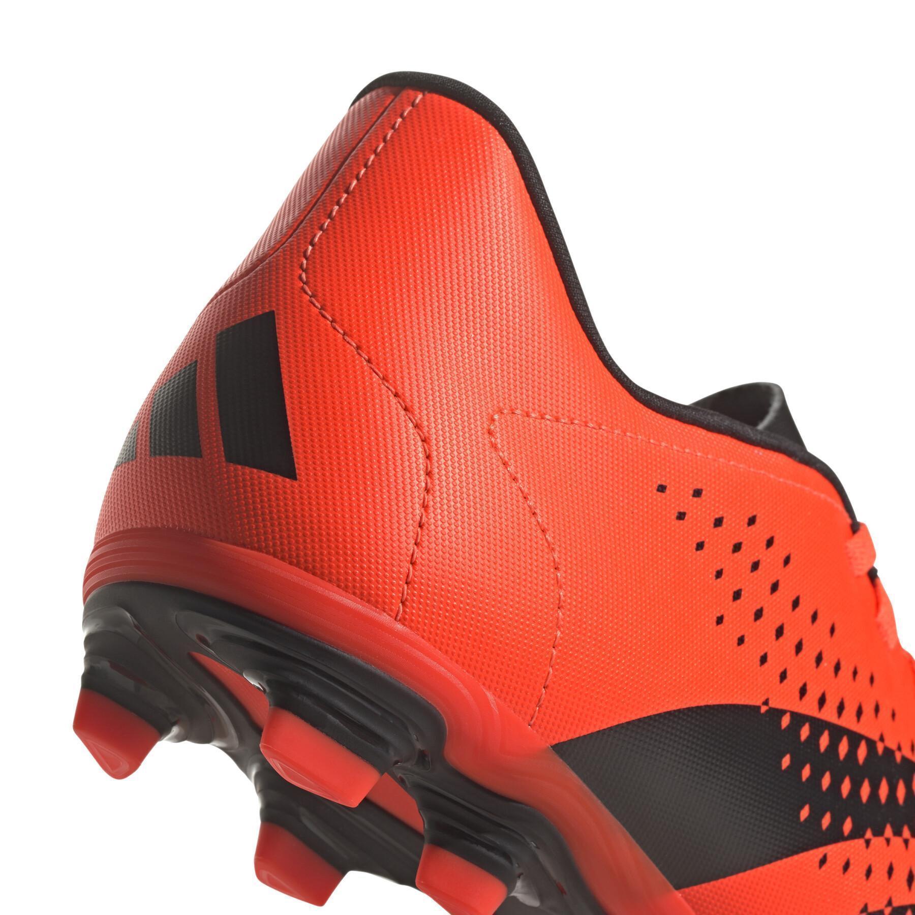 Buty piłkarskie adidas Predator Accuracy.4 FxG Heatspawn Pack