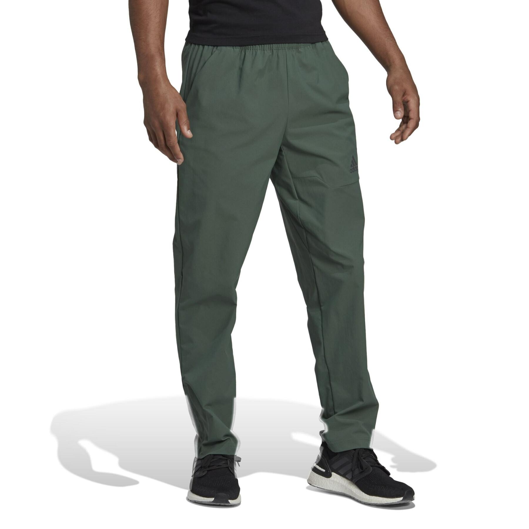 Tkany kombinezon do joggingu adidas Essentials Hero to Halo