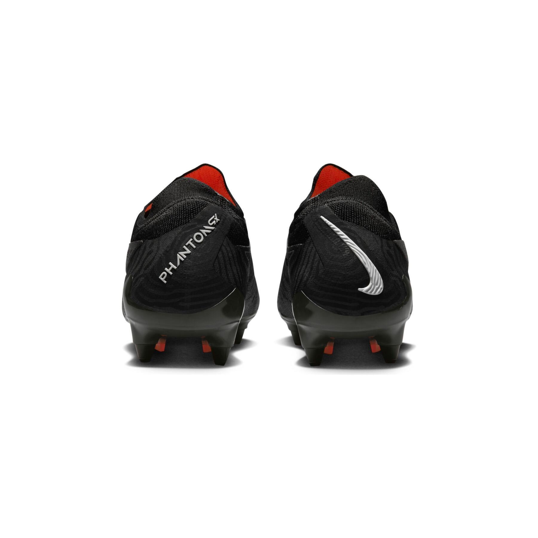Buty piłkarskie Nike Grip Phantom GX Elite SG-Pro Anti-Clog Traction - Black Pack