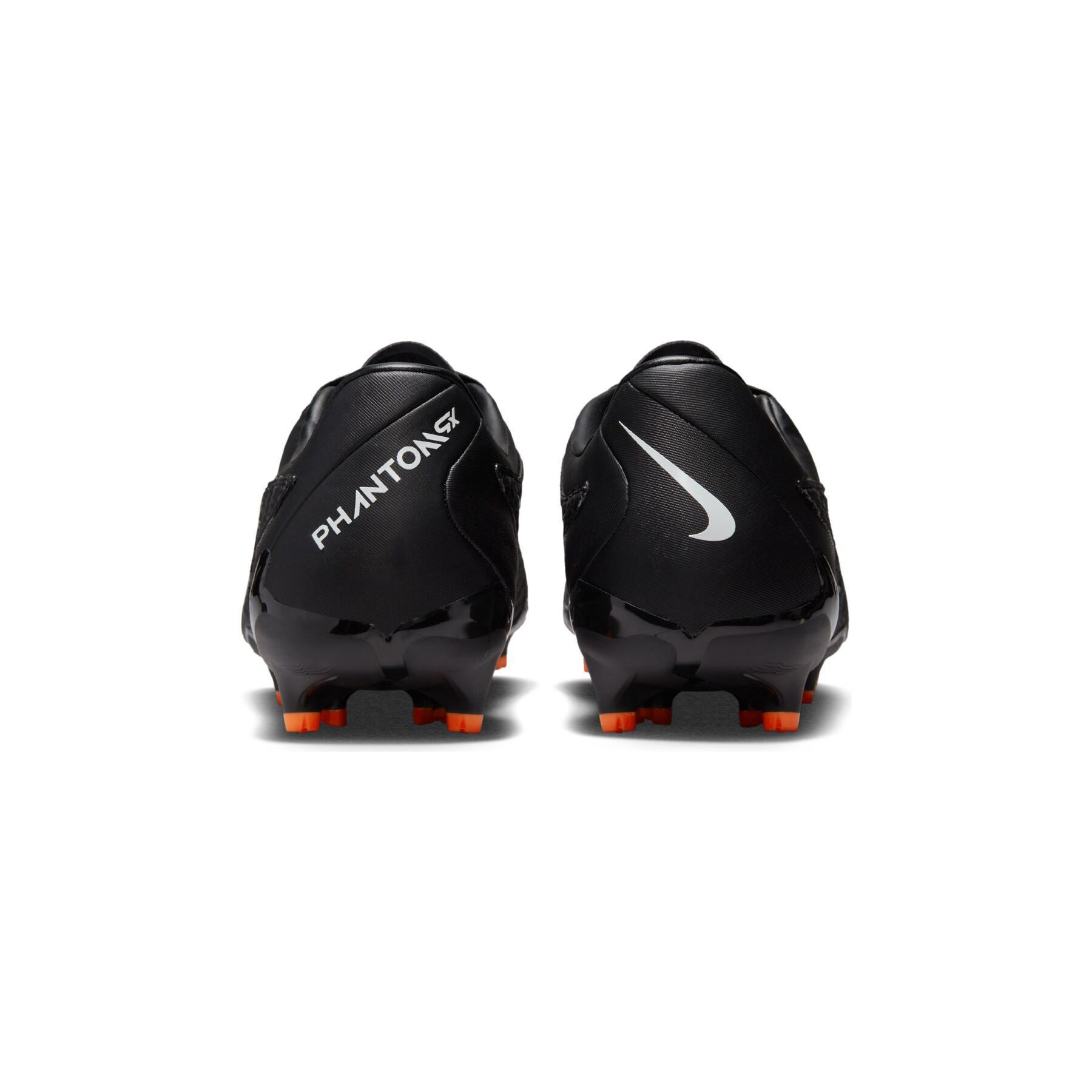 Buty piłkarskie Nike Phantom GX Academy MG - Black Pack