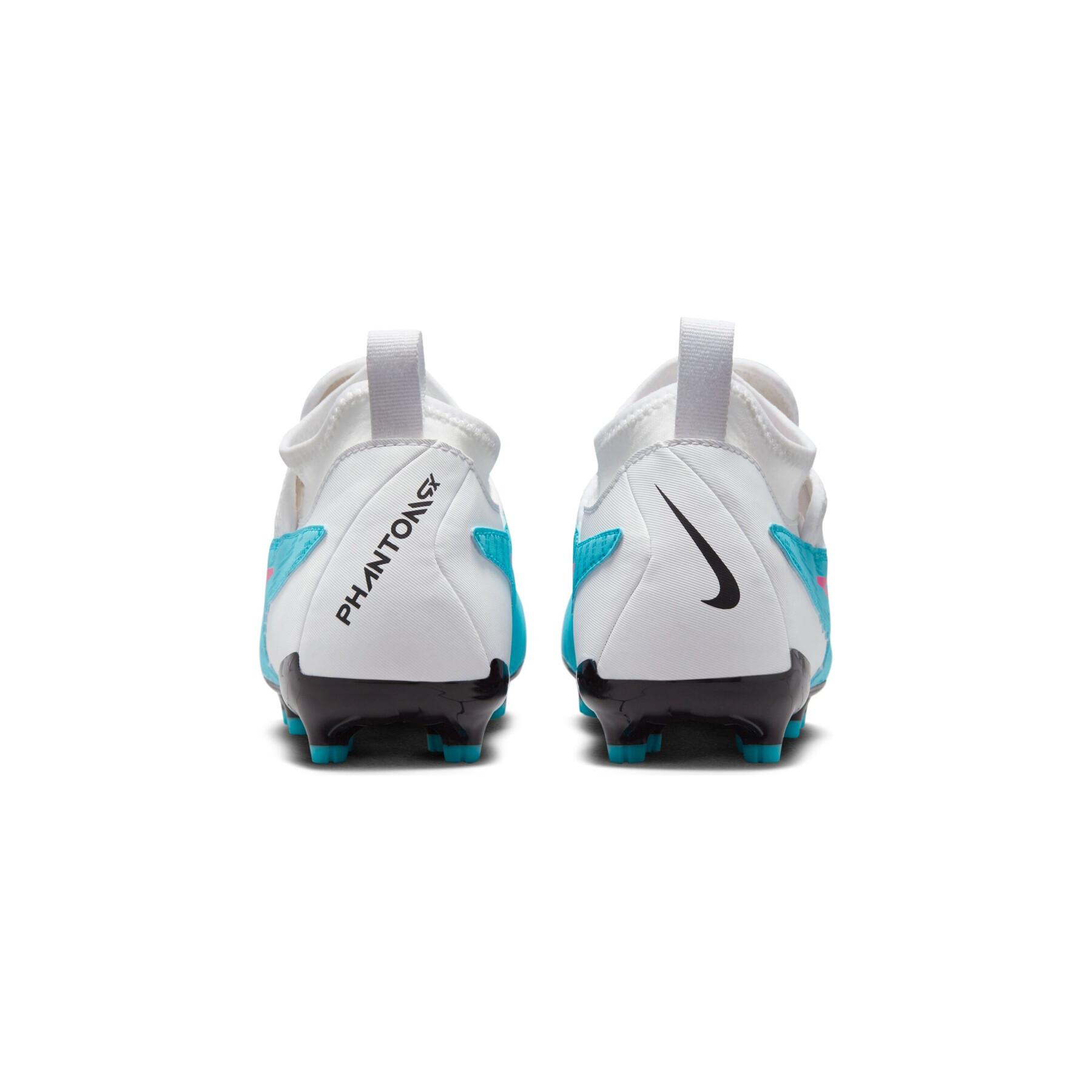 Dziecięce buty piłkarskie Nike Phantom GX Academy Dynamic Fit MG - Blast Pack