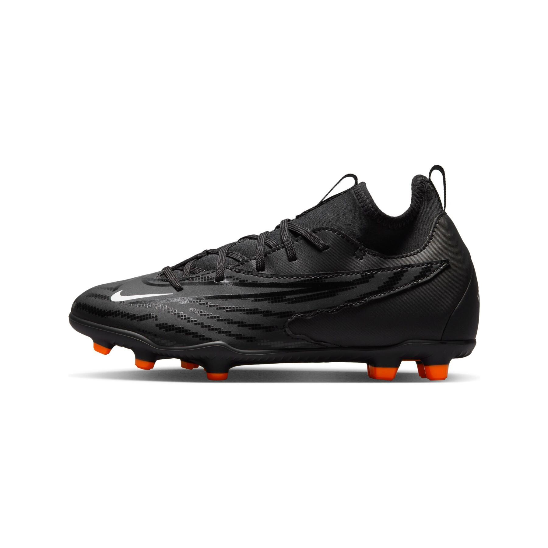 Dziecięce buty piłkarskie Nike Phantom GX Club Dynamic Fit MG - Black Pack