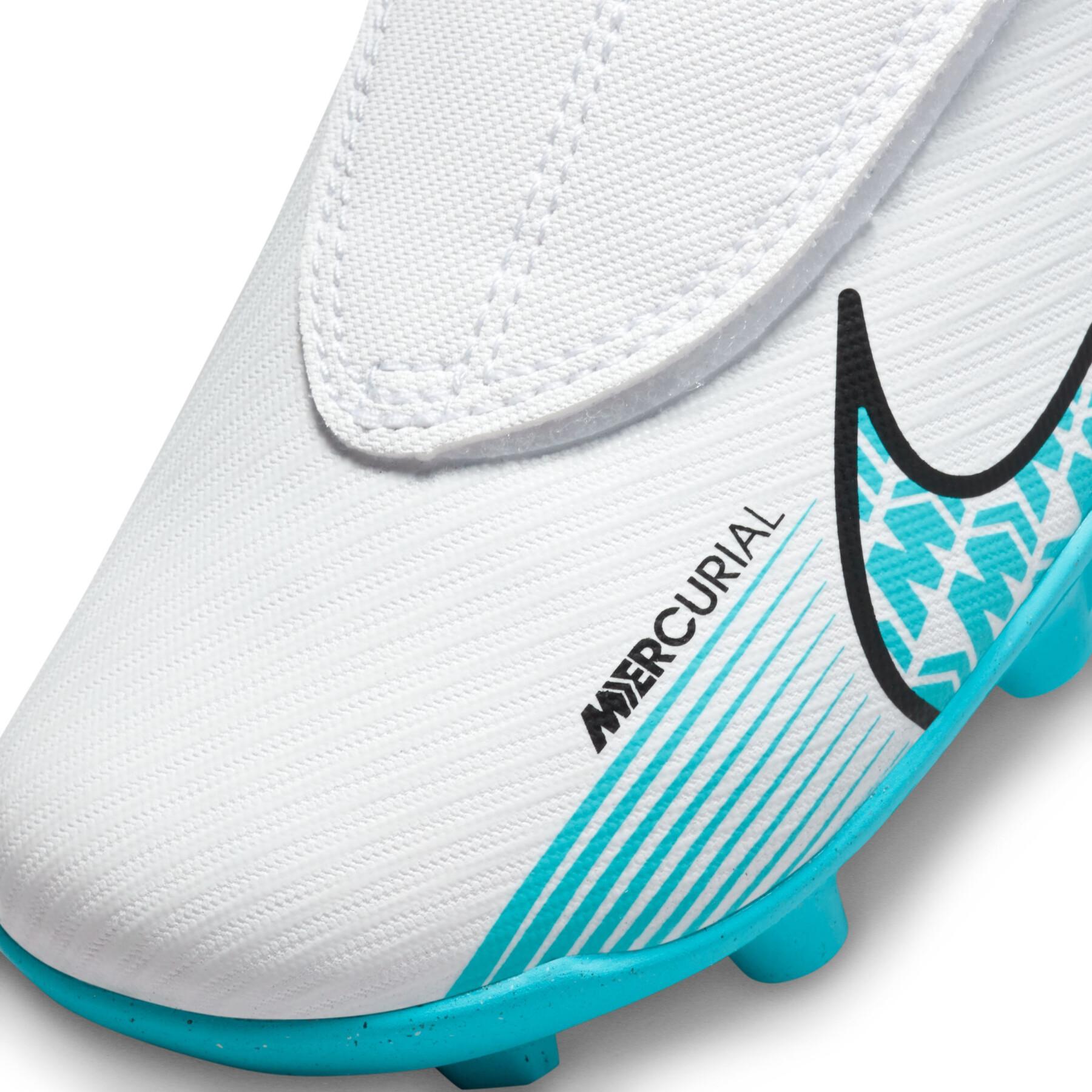Dziecięce buty piłkarskie Nike Mercurial Vapor 15 Club MG