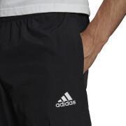 Spodnie adidas Essentials Small Logo Woven Cargo 7/8