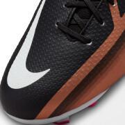 Buty piłkarskie Nike Phantom GT2 Academy Qatar Dynamic Fit FG/MG - Generation Pack